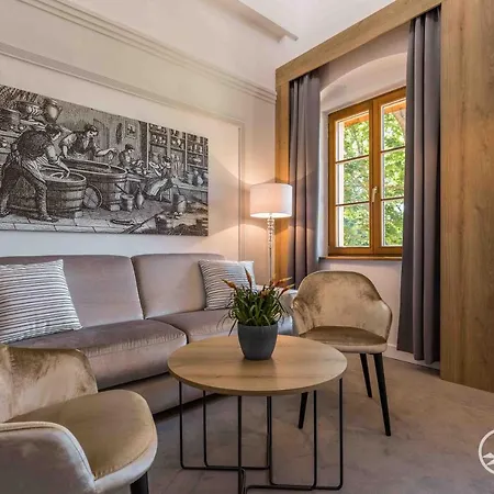 Tatra Boutique Deforte Gallery 203 Poprád