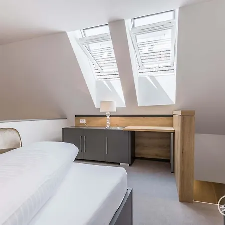 Tatra Boutique Deforte Gallery 203 Poprád