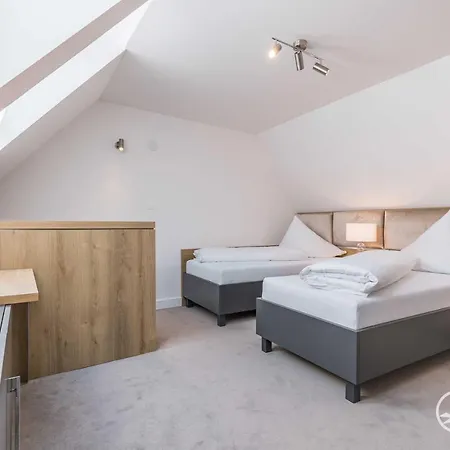 Tatra Boutique Deforte Gallery 203 * Poprád