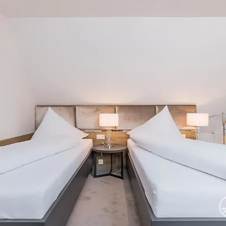 Tatra Boutique Deforte Gallery 203 Poprád